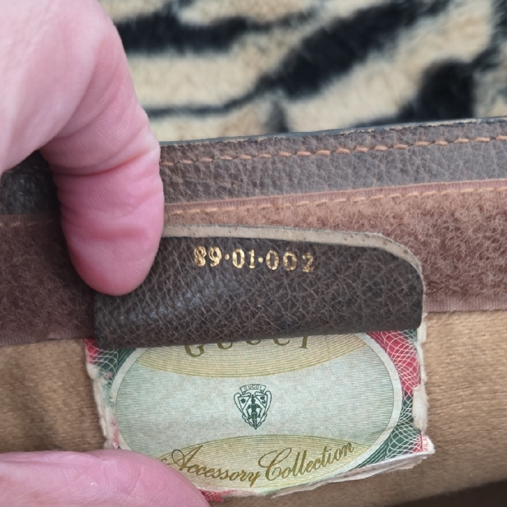 Vintage Gucci Beige Monogram Clutch with Red and Green Accent Authentic - Picture 6 of 14